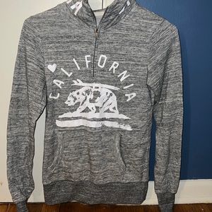 WOMENS SIZE SMALL SWEATER HALF ZIP UP